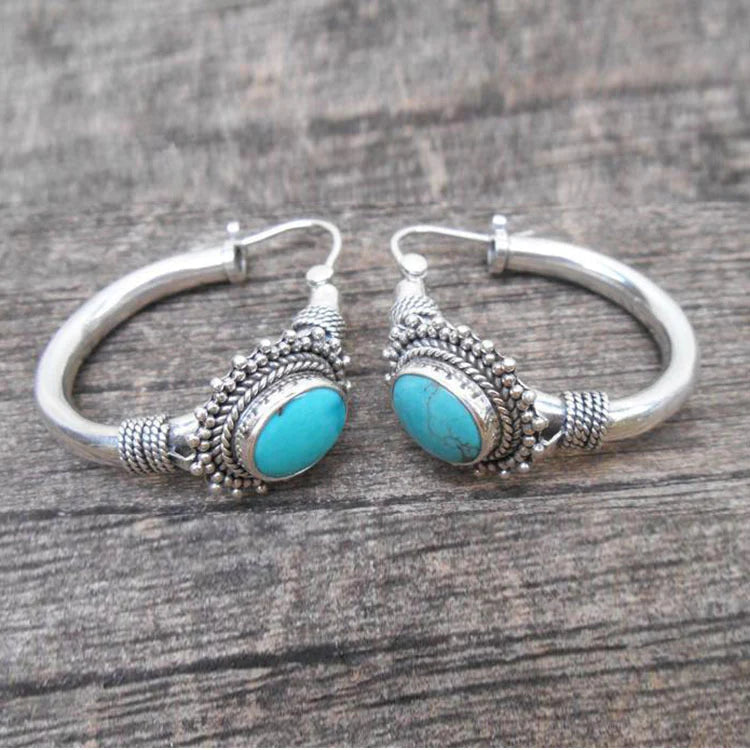 Pendientes elegantes de plata esterlina con turquesa