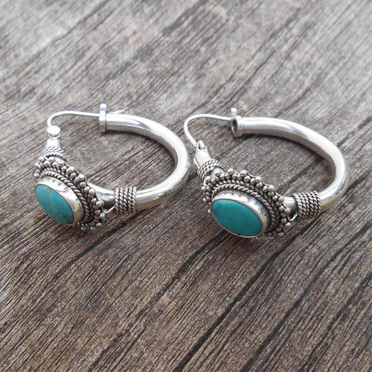 Pendientes elegantes de plata esterlina con turquesa