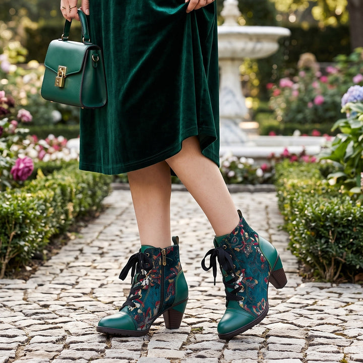 Carla — Botines con Cordones al Tobillo