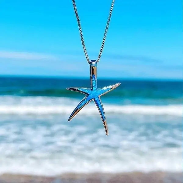 Collar con Colgante Estrella de Mar en Plata con Ópalo Azul