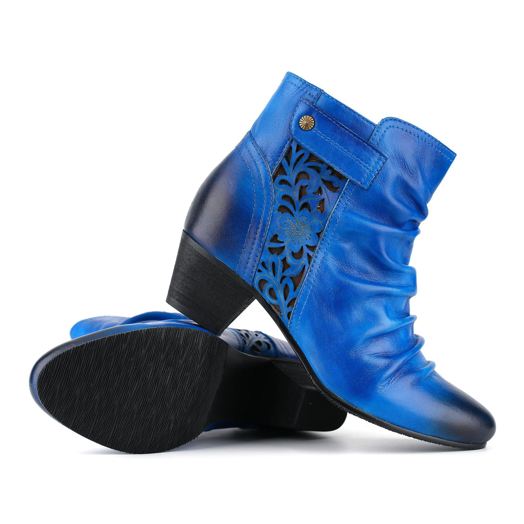 Amaia — Botines Azules con Recortes Florales