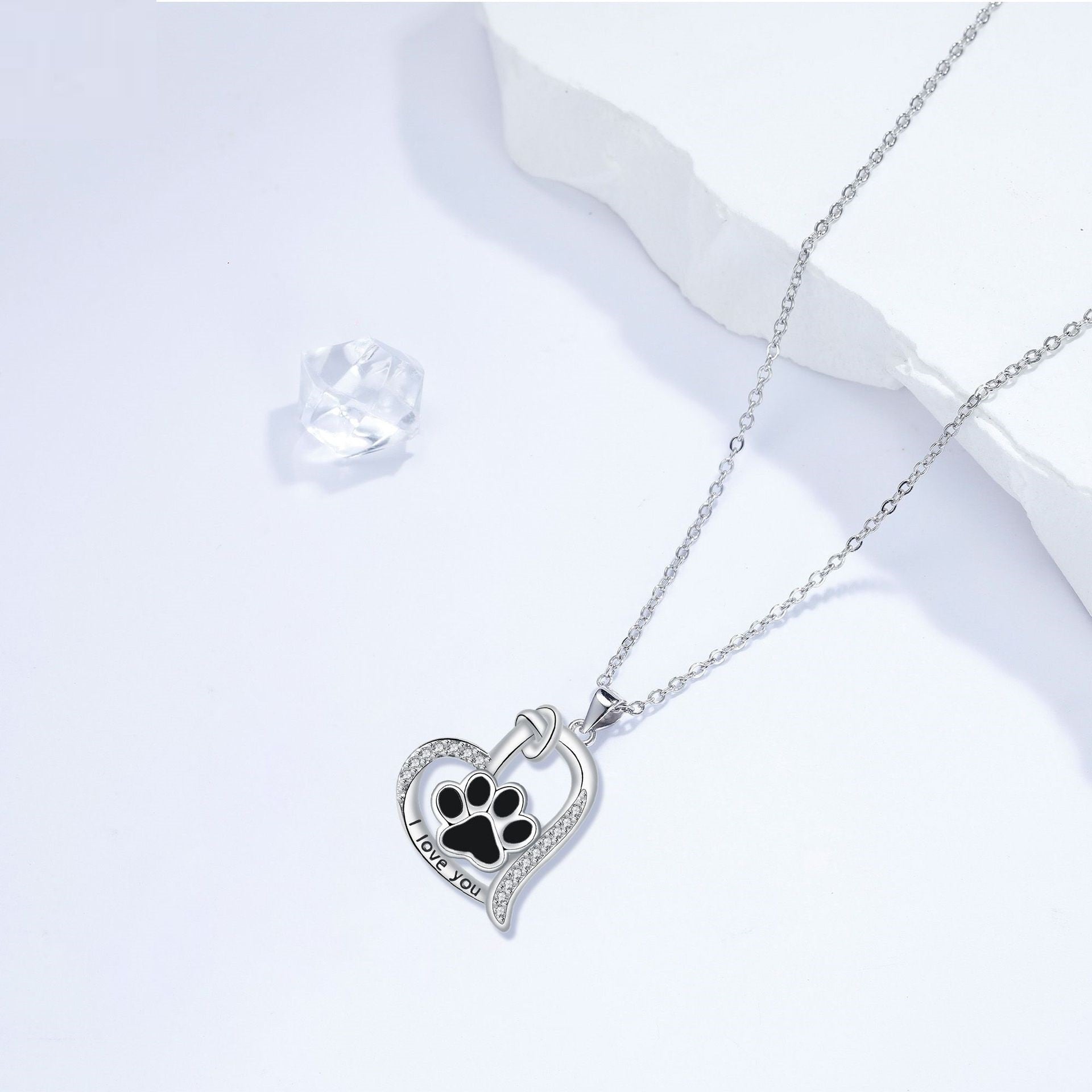 Collar con Colgante de Huella de Patita