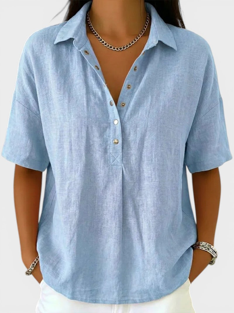 Noelia™ | Blusa con cuello y botones elegantes