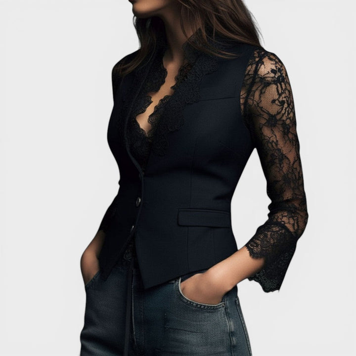 Elena™ | Blusa de encaje elegante