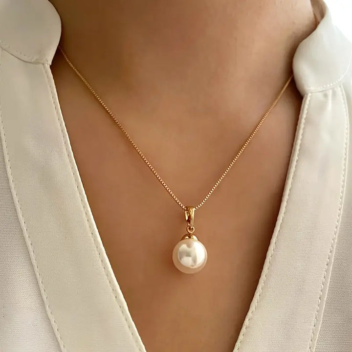 Conjunto de joyas elegantes con perlas
