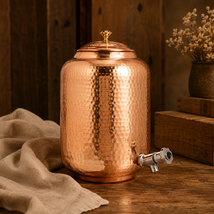Dispensador Artesanal de Água em Cobre