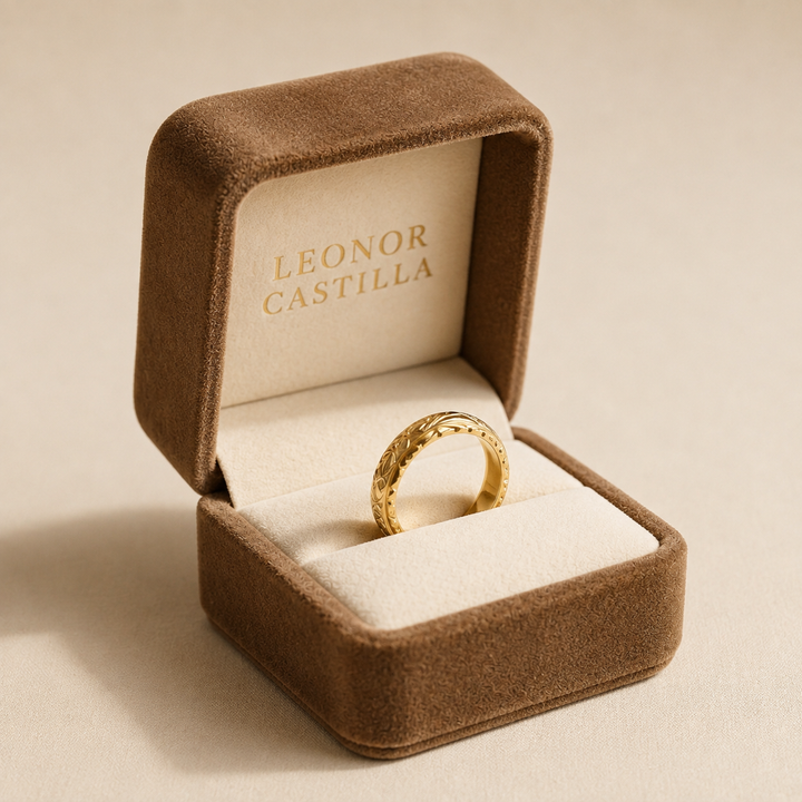 Anillo de Oro “Flor Antigua”