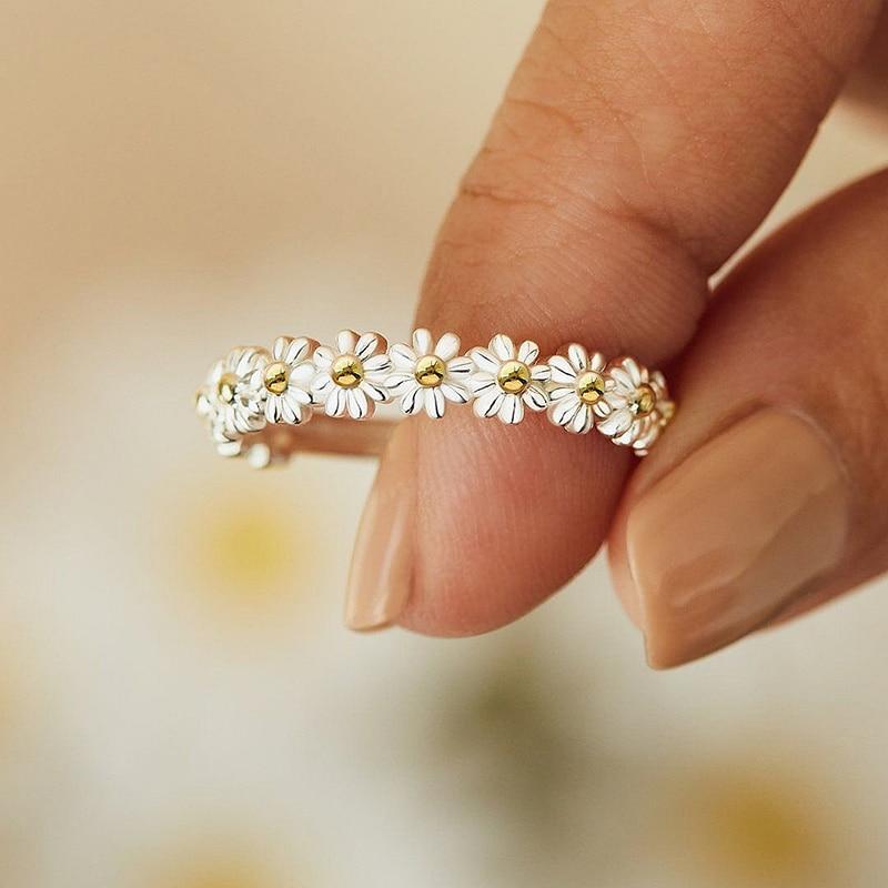 Anillo Margarita – Plata y Dulzura Pintada