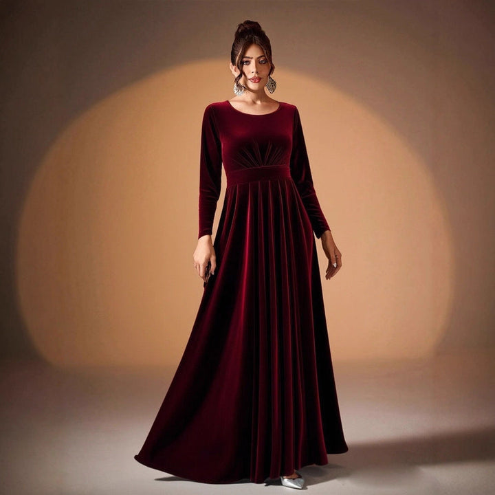Béatrice | Vestido Maxi de Terciopelo con Mangas Largas" can be rewritten as:

"Béatrice | Maxi Vestido de Terciopelo con Mangas Largas