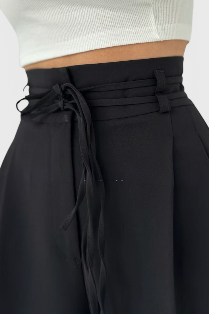 Sophie Pantalones de pierna ancha con cordones