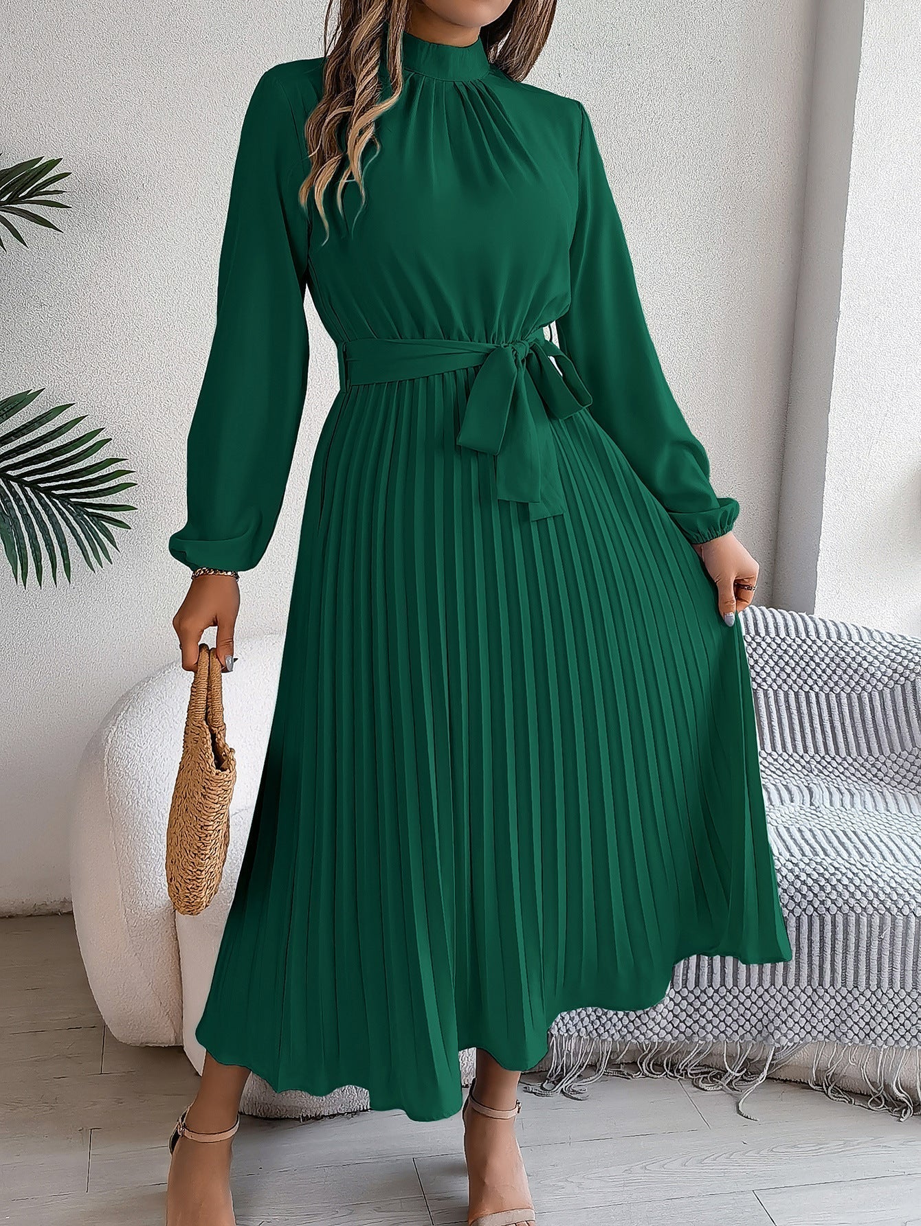 Martine | Vestido Maxi Plisado con Cinturón Elegante