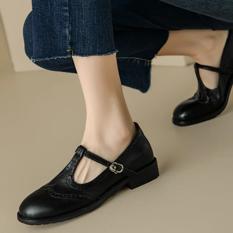 Claire | Elegantes Mary Janes con T-strap