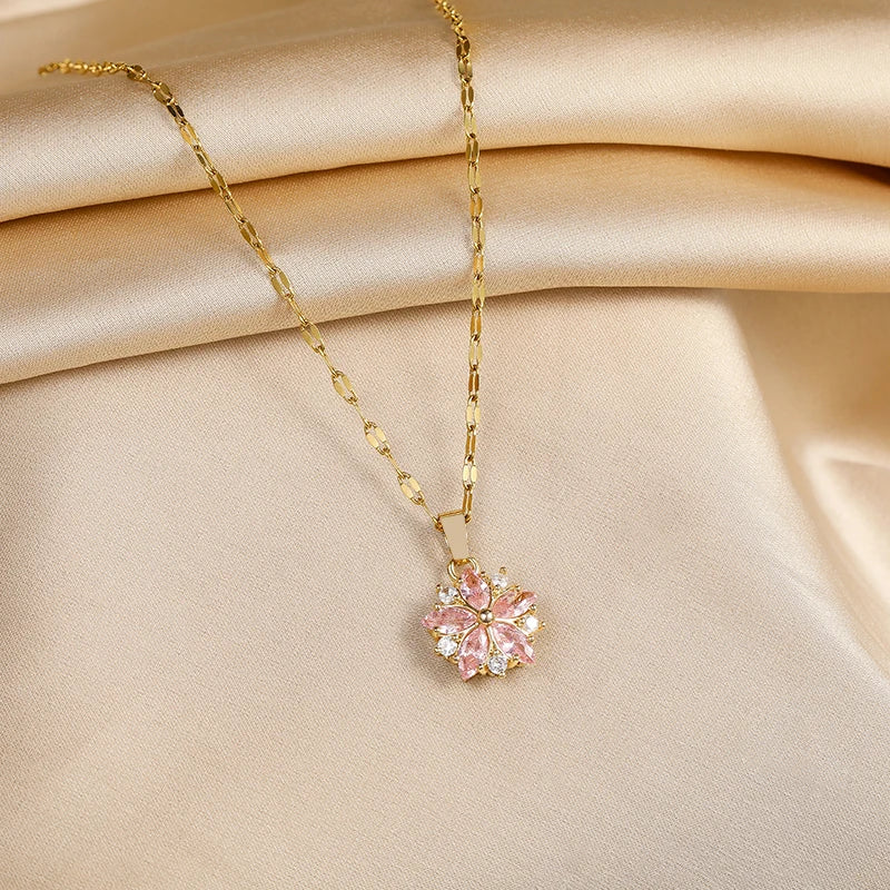 Collar Sakura Rosa Romántico de Acero Inoxidable
