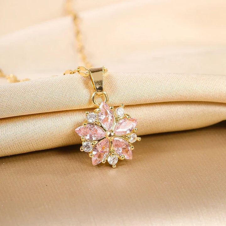 Collar Sakura Rosa Romántico de Acero Inoxidable