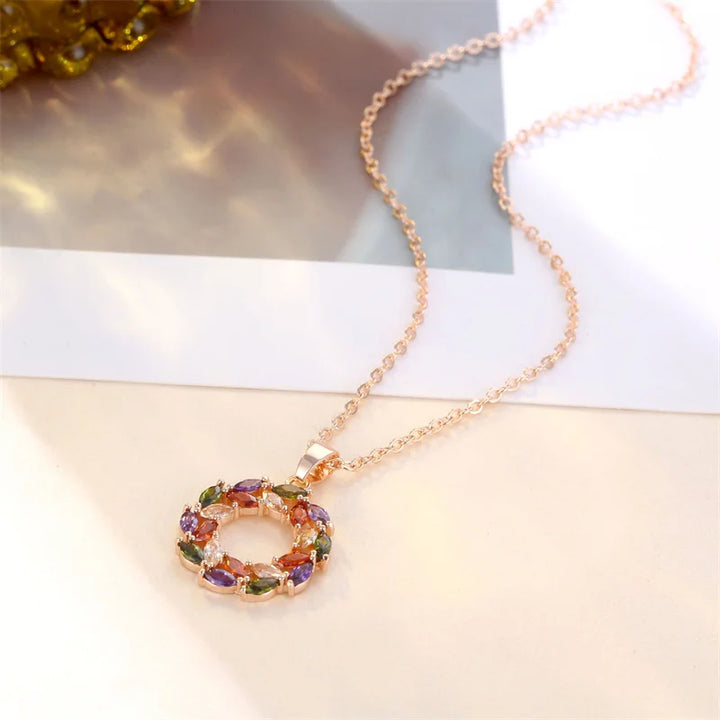 Collar con Colgante Arcoíris Luminoso