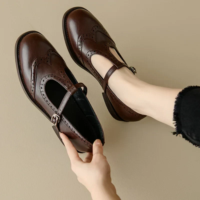 Claire | Elegantes Mary Janes con T-strap