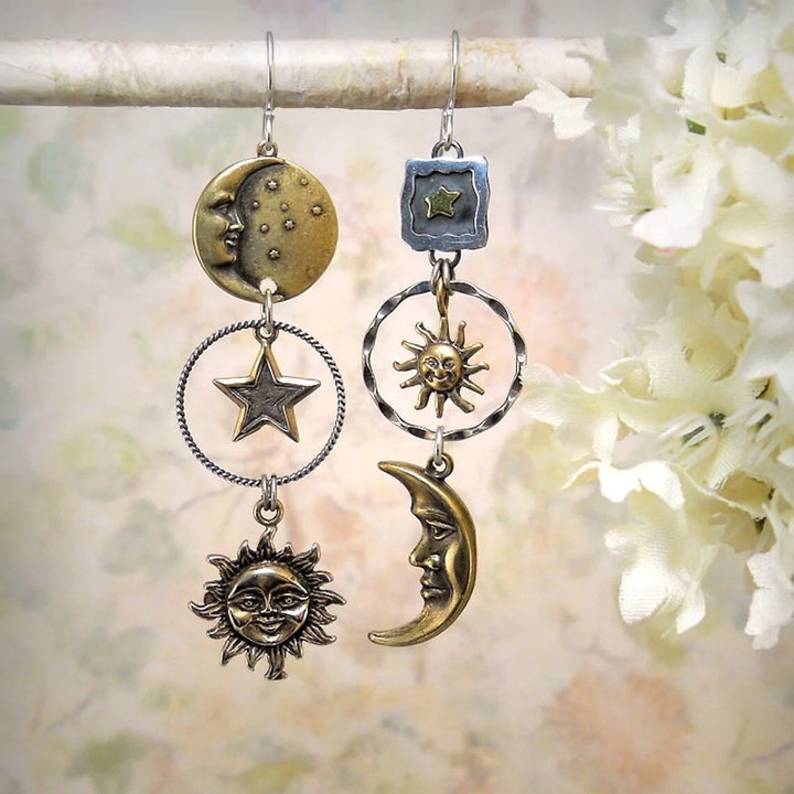 Pendientes Colgantes con Péndulo de Sol y Luna