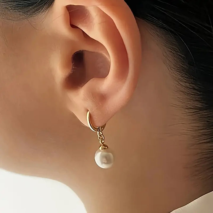 Conjunto de joyas elegantes con perlas