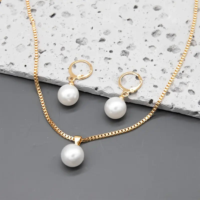 Conjunto de joyas elegantes con perlas