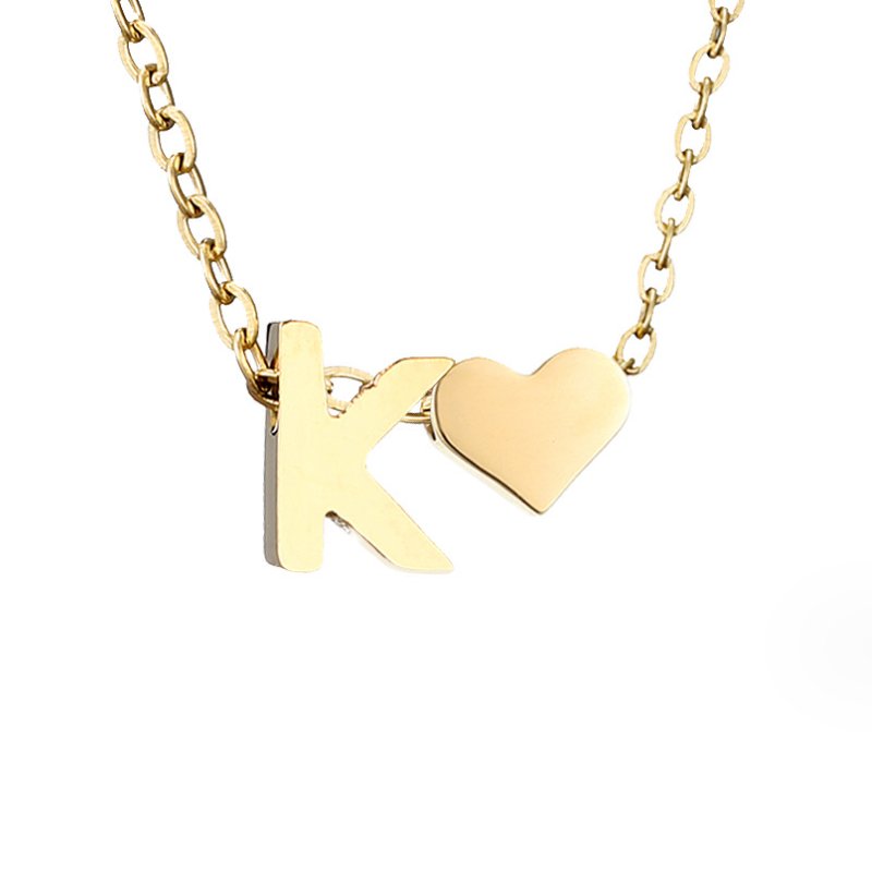 Collar Inicial Intemporal con Colgante en Forma de Corazón