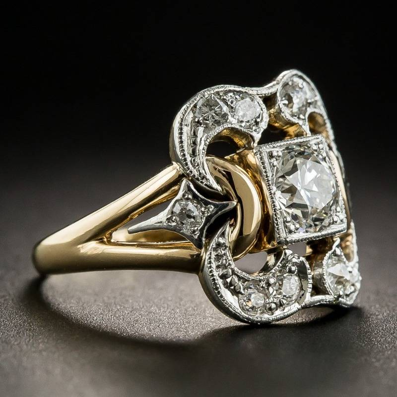 Anillo Dorado Elegancia™ – Brillo de Circonita
