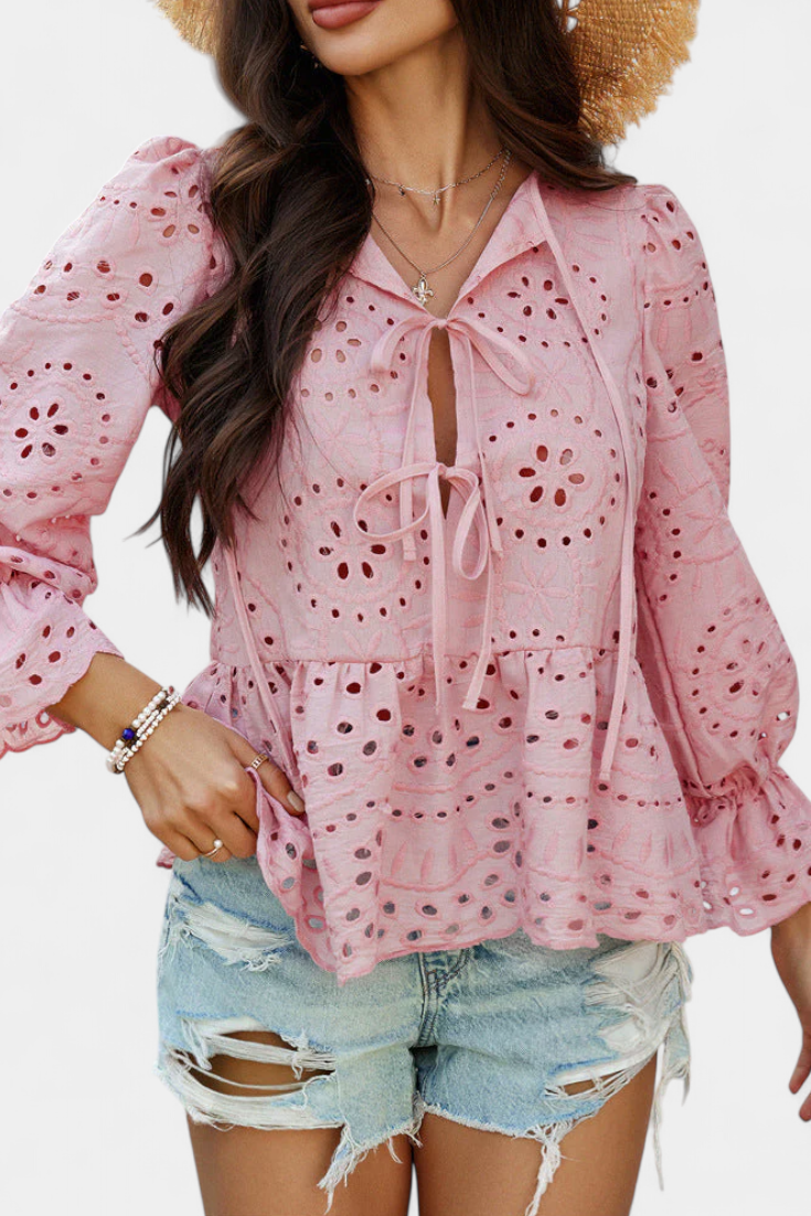 Top Bohemio Kayden de Encaje con Corte Fluido