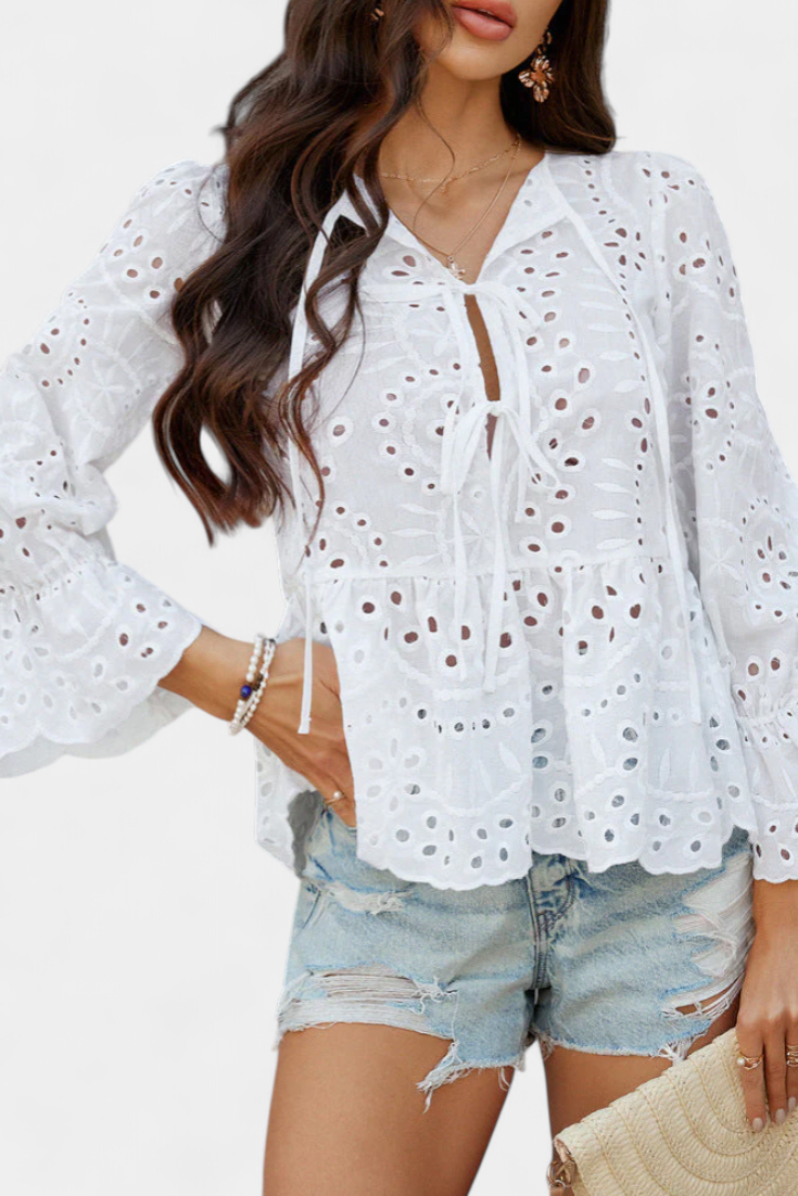 Top Bohemio Kayden de Encaje con Corte Fluido