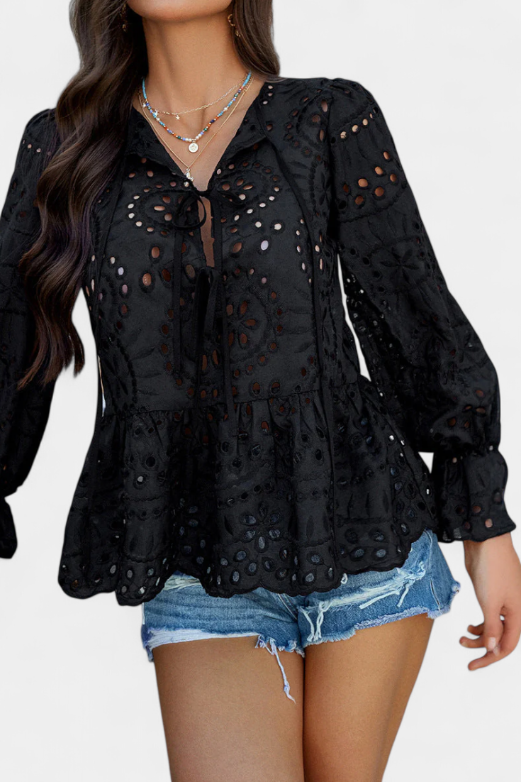 Top Bohemio Kayden de Encaje con Corte Fluido