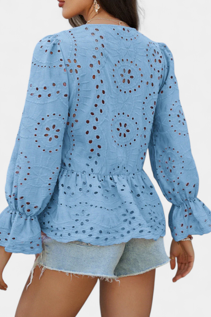 Top Bohemio Kayden de Encaje con Corte Fluido