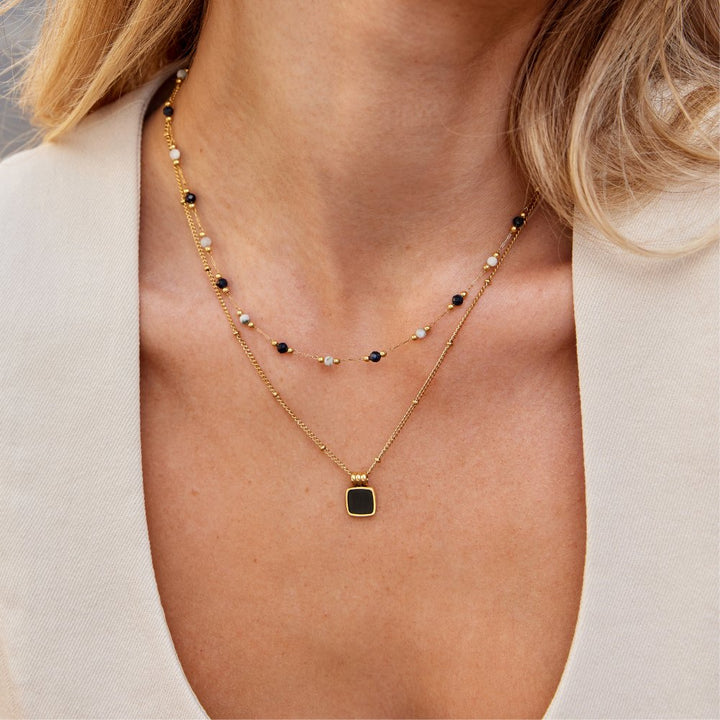 Collar en Capas con Piedras
