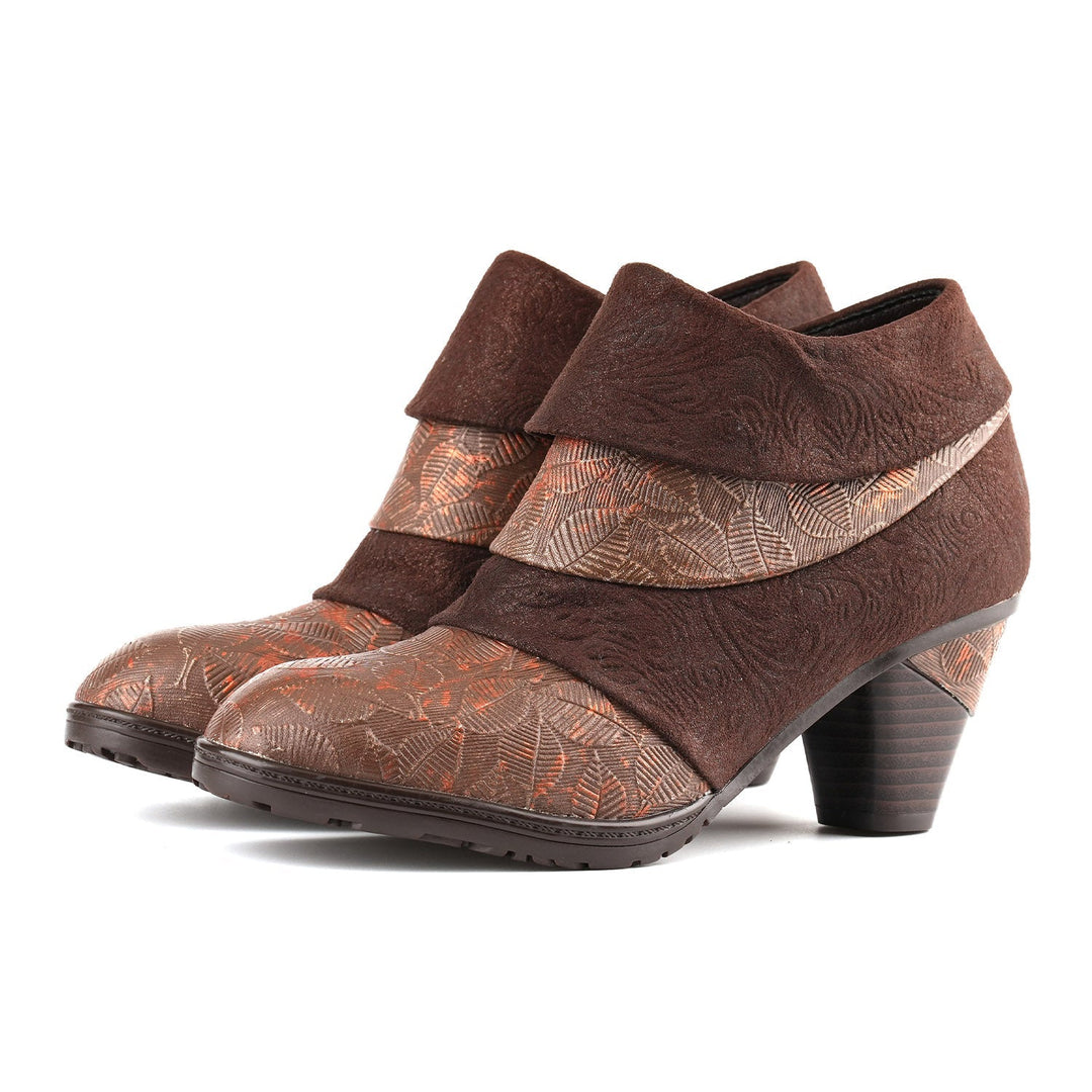 Fátima — Botines con Relieve Floral Artesanal
